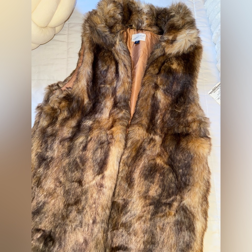 Universal Thread Faux Fur Vest in Brown and Tan